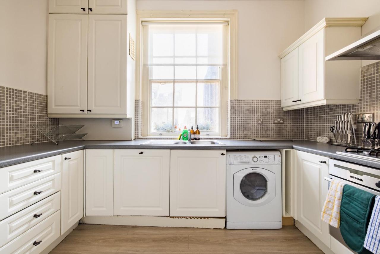 The Sussex Garden Retreat - Elegant 2Bdr Flat Apartment London Bagian luar foto